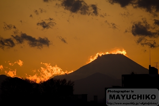 燃える冨士山